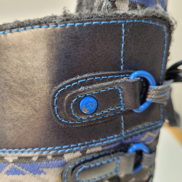 UGG Winter Waterproof Leather Boots - Picture 11 of 16